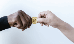Crypto-Native Micro-Rewards: How Digital Platforms Keep Incentives Effective