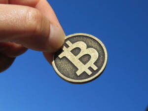 Bitcoin Faces Key Levels: $125k Resistance Vs $118k Support – Details
