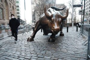 Q4 Crypto Surge? Historical Trends, Fed Shift and ETF Demand Align